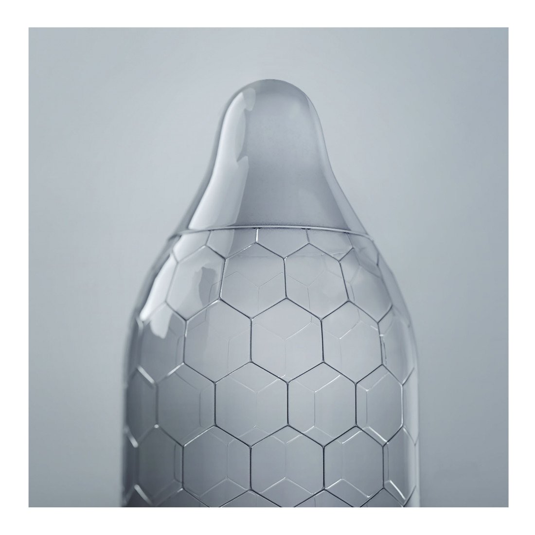Prezervatyvai „HEX“, 12 vnt. - LELO