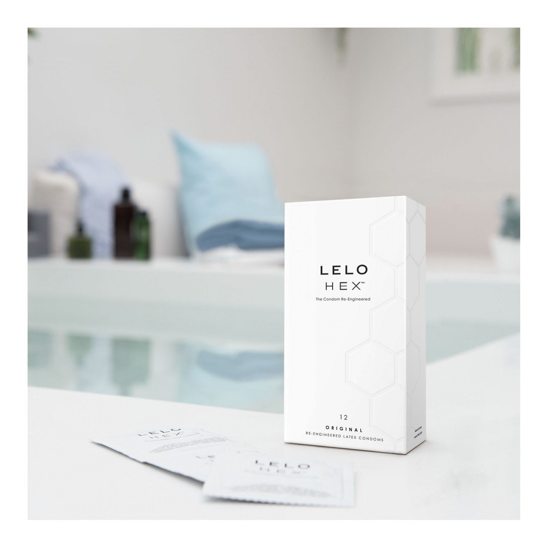 Prezervatyvai „HEX“, 12 vnt. - LELO