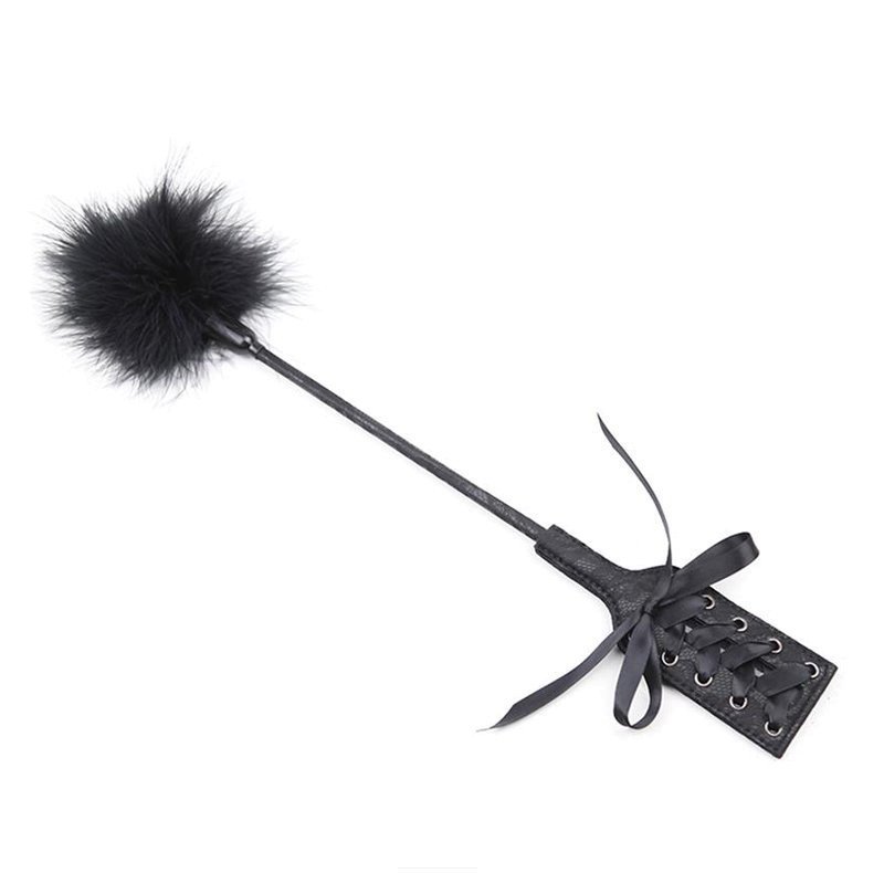 Dvipusis bizūnas „O Shape Feathers Tickler“ - Latetobed
