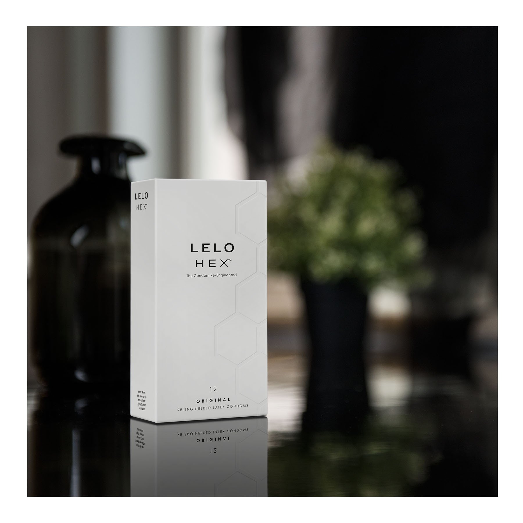 Prezervatyvai „HEX“, 12 vnt. - LELO