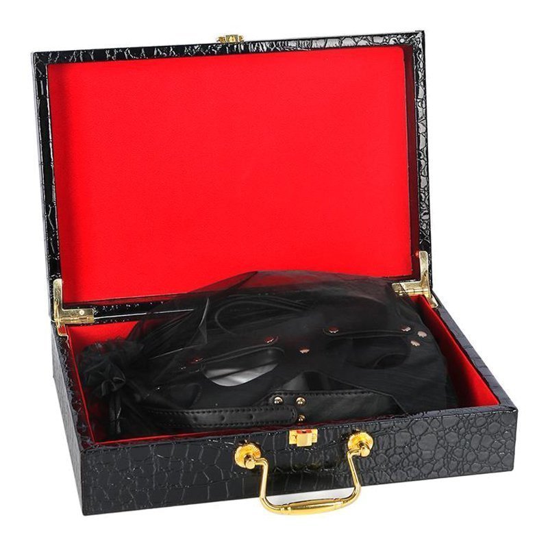 Suvaržymo rinkinys „8 Piece Bondage Kit with Storage Caseg“ - Latetobed